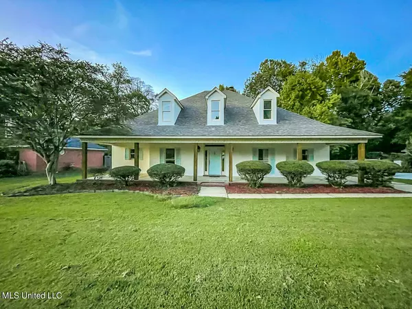 138 Oak Ridge Circle, Madison, MS 39110