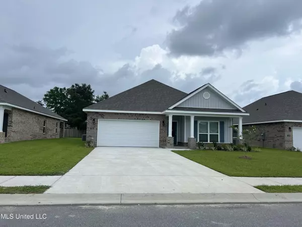 7312 Shearwater Way, Ocean Springs, MS 39564