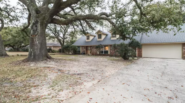 Gautier, MS 39553,1408 Seacliffe Drive