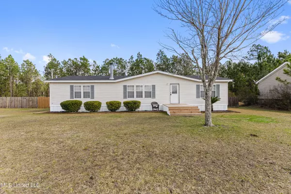 Ocean Springs, MS 39565,14100 Briarwood Drive