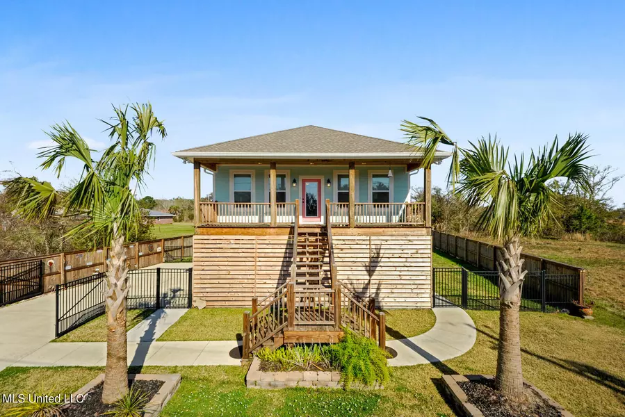 210 White Harbor Road, Long Beach, MS 39560