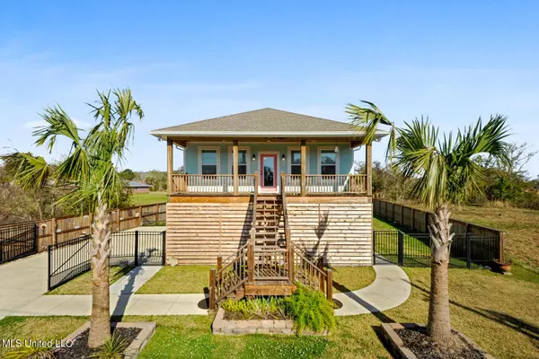 210 White Harbor Road, Long Beach, MS 39560