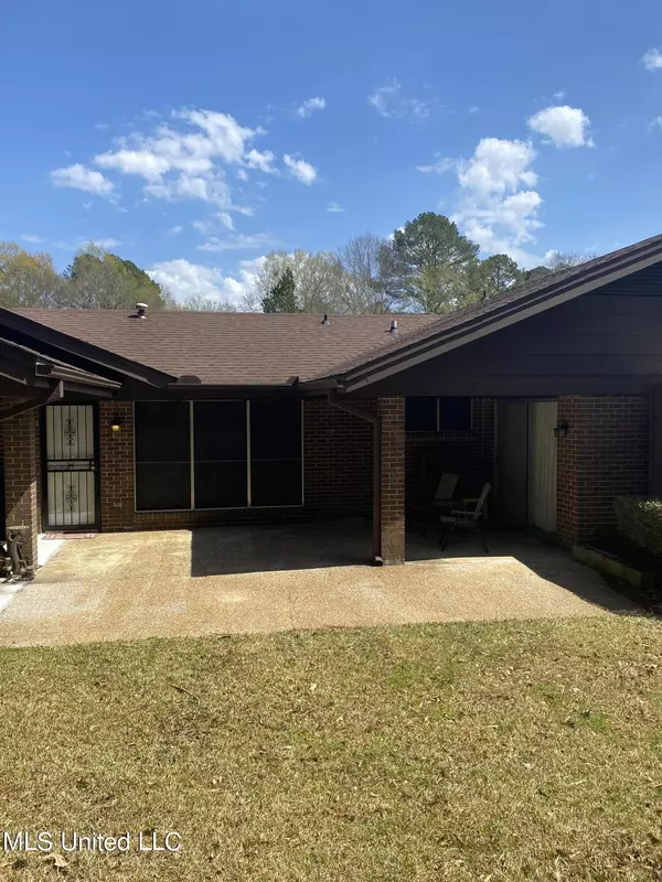 Brandon, MS 39042,20 Pine Crest Place