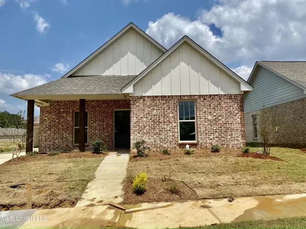 863 Long Leaf Circle, Brandon, MS 39042