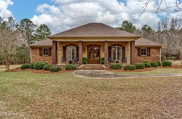 189 Pineview Circle, Flora, MS 39071