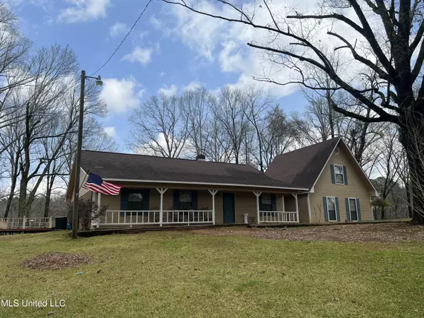 875 Gunter Road, Walnut Grove, MS 39189