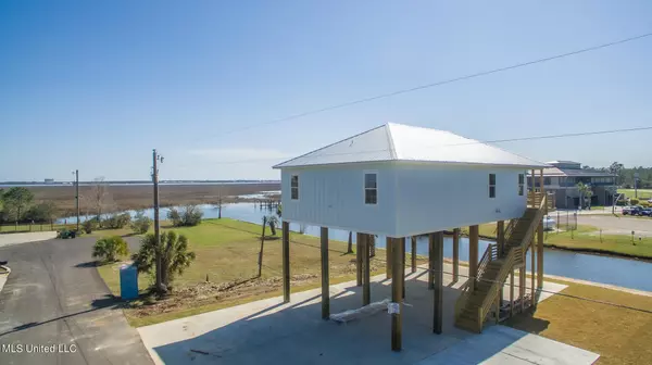 3410 Lumahai Place, Diamondhead, MS 39525