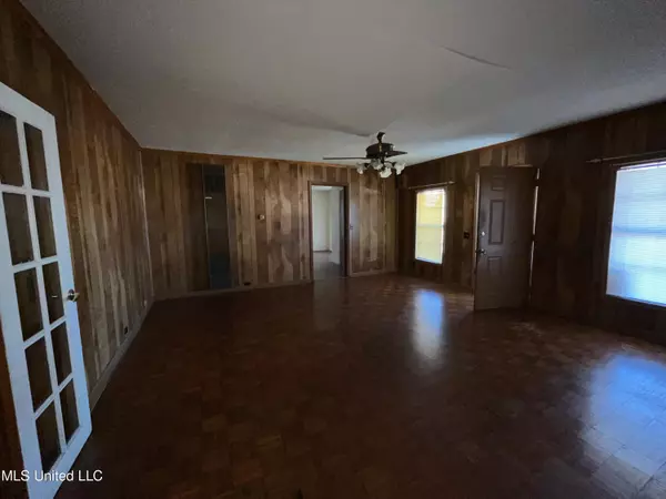 Rolling Fork, MS 39159,53 Sharkey Street