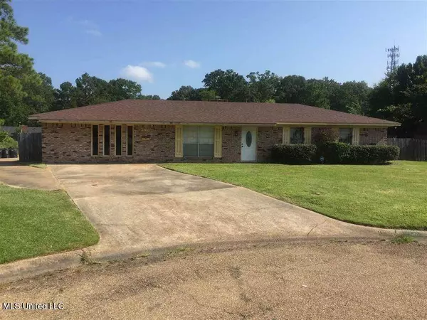 5240 Glenfair Place Place, Jackson, MS 39206