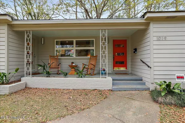 Jackson, MS 39206,1019 Meadow Heights Drive