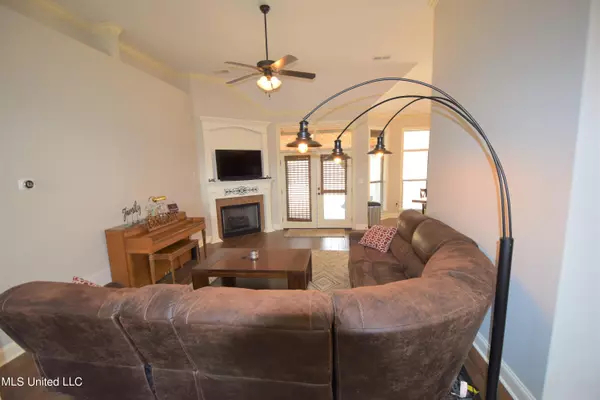 Olive Branch, MS 38654,14662 Smokey Lane