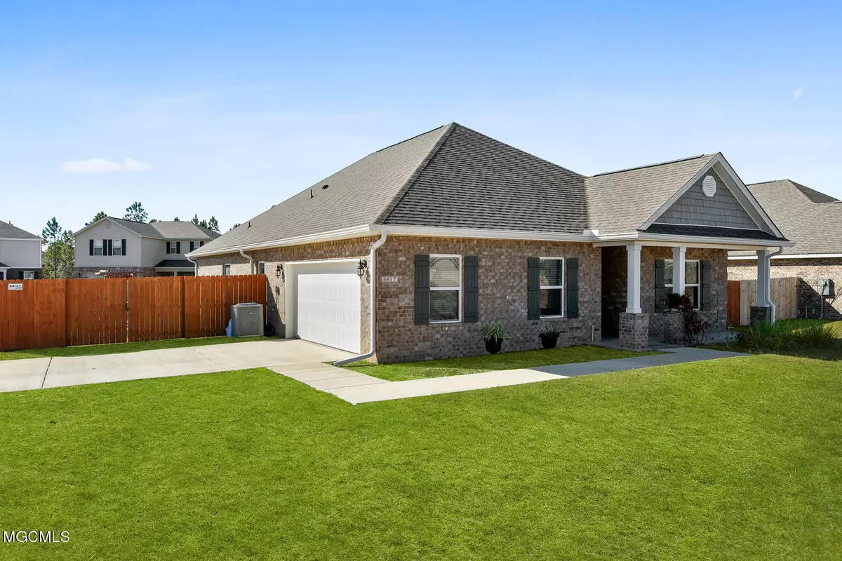 Ocean Springs, MS 39564,6817 Sweetclover Drive