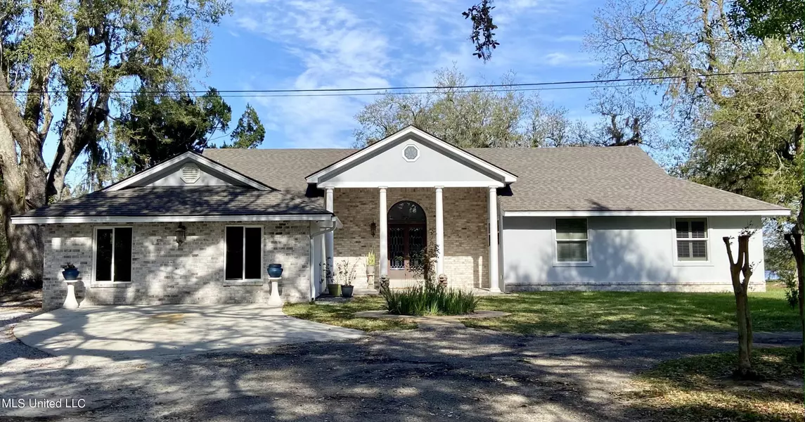 7496 Rd 538, Biloxi, MS 39532