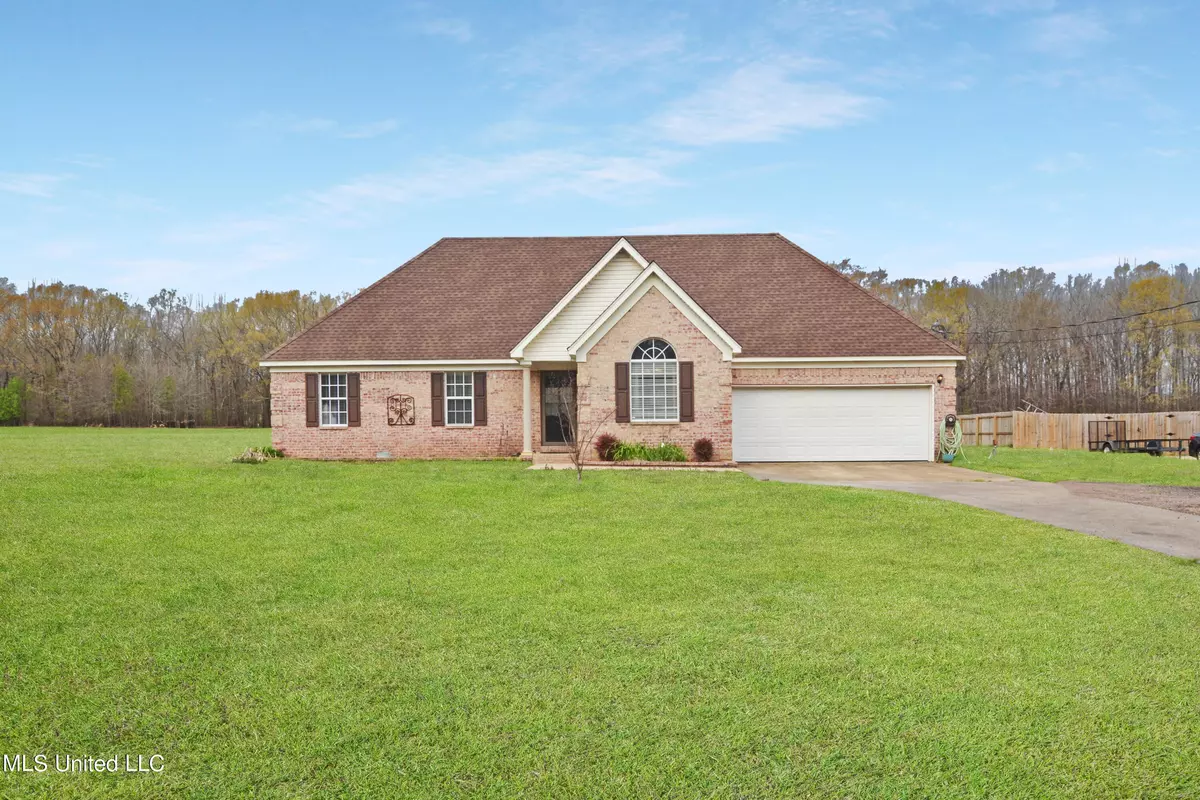 Byhalia, MS 38611,2277 Deer Creek Road