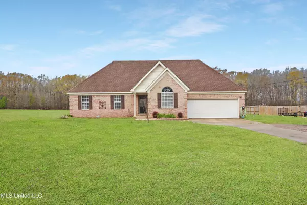 2277 Deer Creek Road, Byhalia, MS 38611