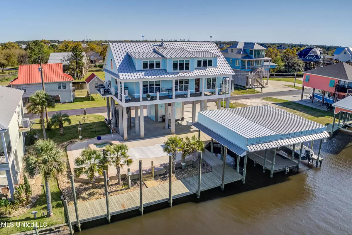 Bay Saint Louis, MS 39520,434 Skyline Drive