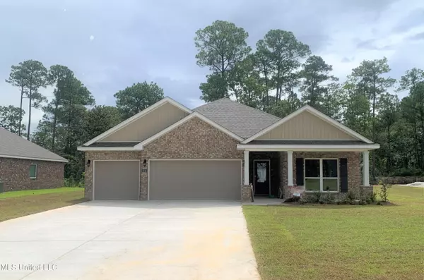 6848 Osprey Drive, Ocean Springs, MS 39564