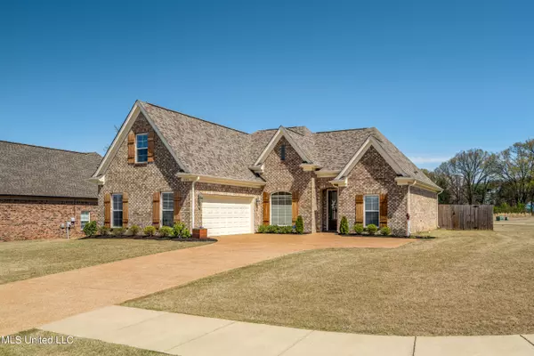 Southaven, MS 38672,3284 S Vineyard Drive