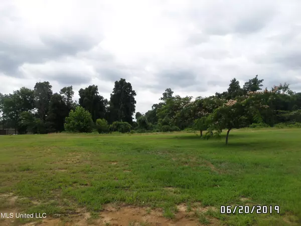 Hernando, MS 38632,6 W Oak Grove Road