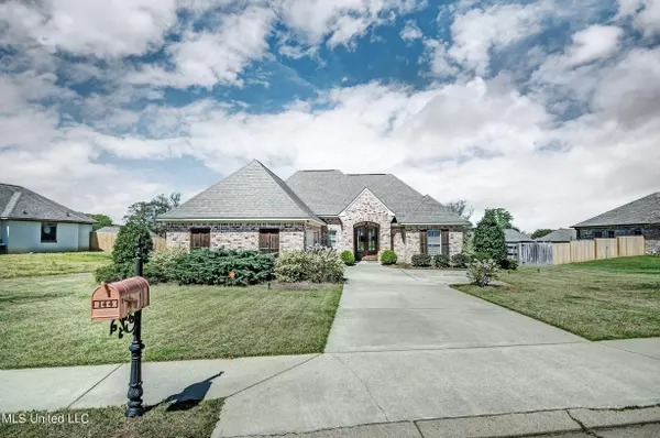 144 Rhodes Ln, Canton, MS 39046