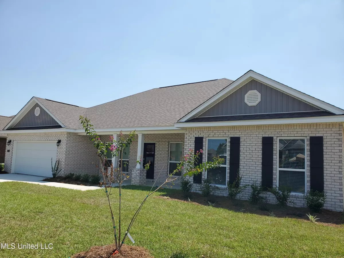 Ocean Springs, MS 39564,140 Saltmeadow Circle