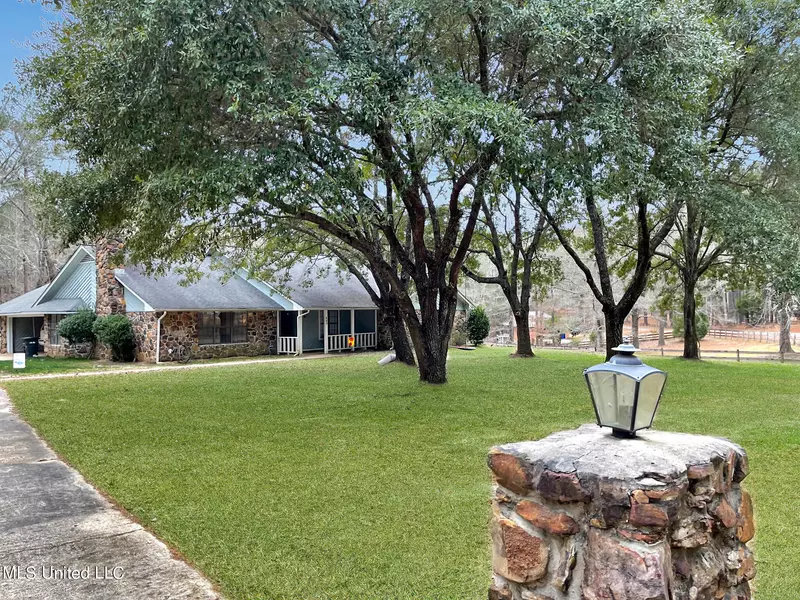 179 Pine Lane, Mendenhall, MS 39114