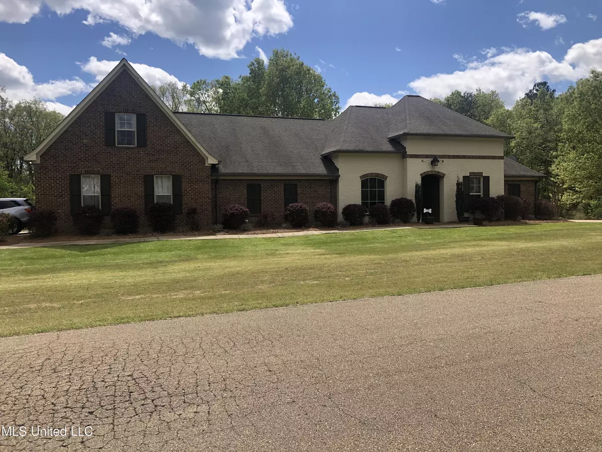 Clinton, MS 39056,134 Viewpointe Drive