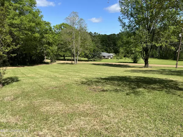 Raymond, MS 39154,1347 Pine Hill  Drive Drive