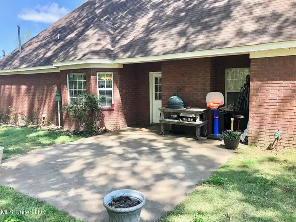 Byhalia, MS 38611,200 Roper Cove