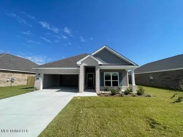 7372 Shearwater Way, Ocean Springs, MS 39564