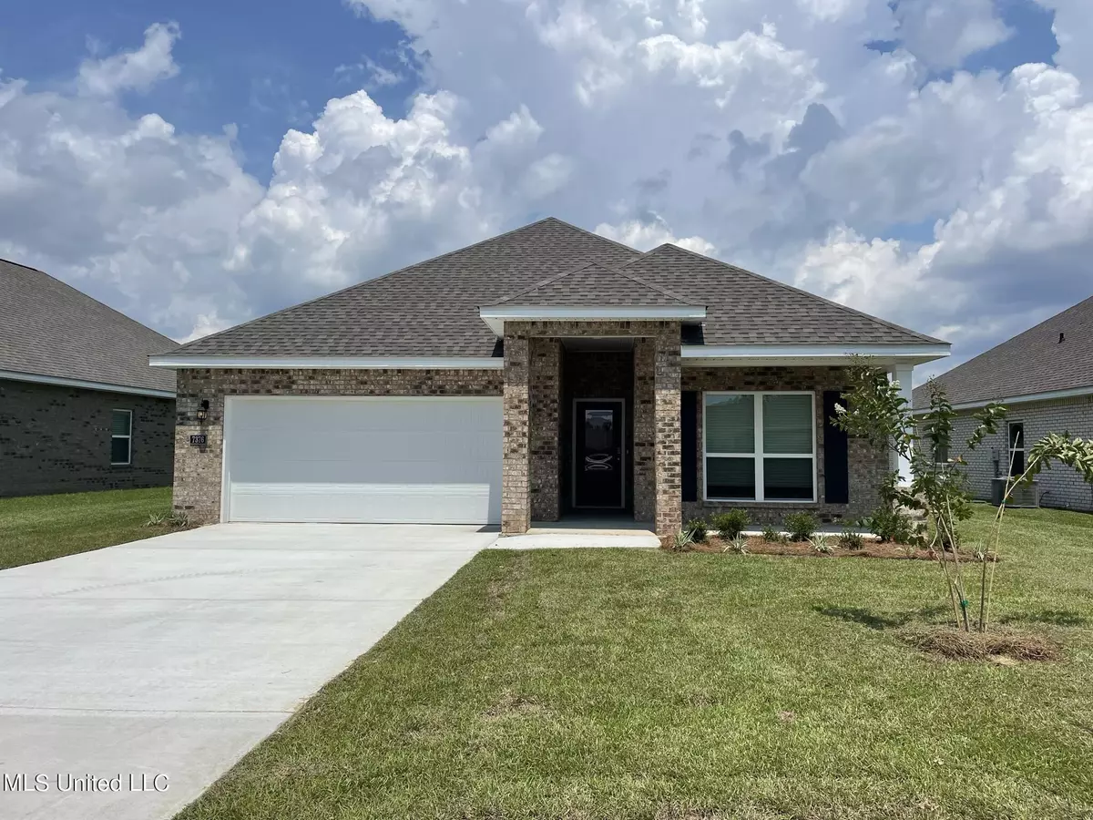 Ocean Springs, MS 39564,7376 Shearwater Way