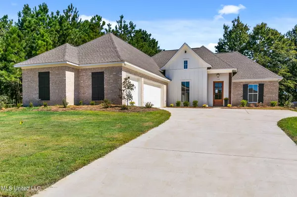 106 Harbor View, Madison, MS 39110