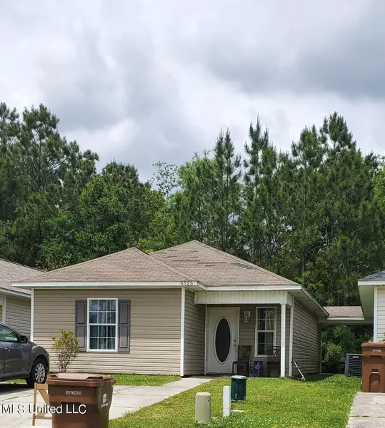 5525 Quail Creek Circle, D'iberville, MS 39540