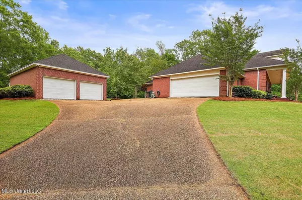 Raymond, MS 39154,118 Herring Drive