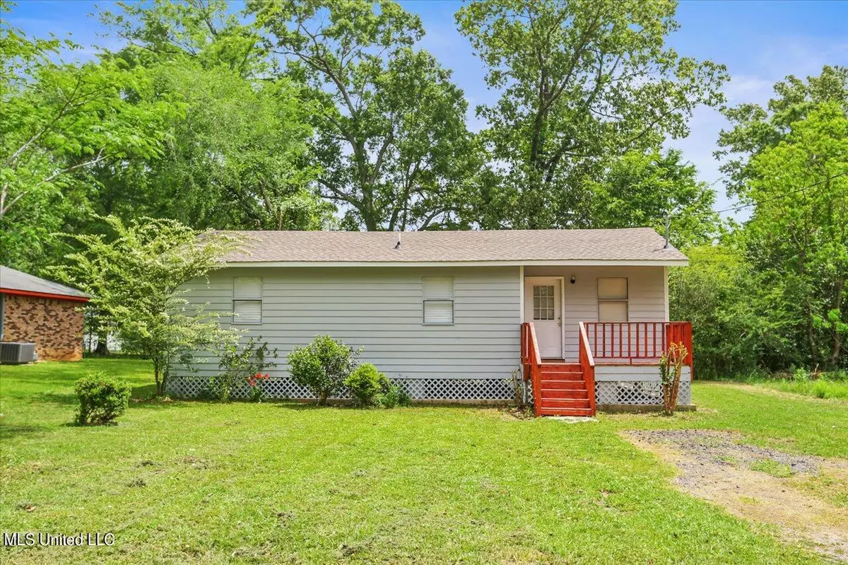 Pearl, MS 39208,835 Sweetgum Street