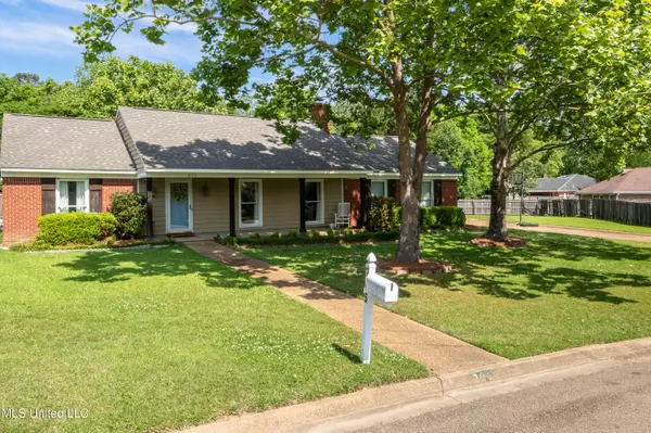 Ridgeland, MS 39157,295 Longmeadow Drive