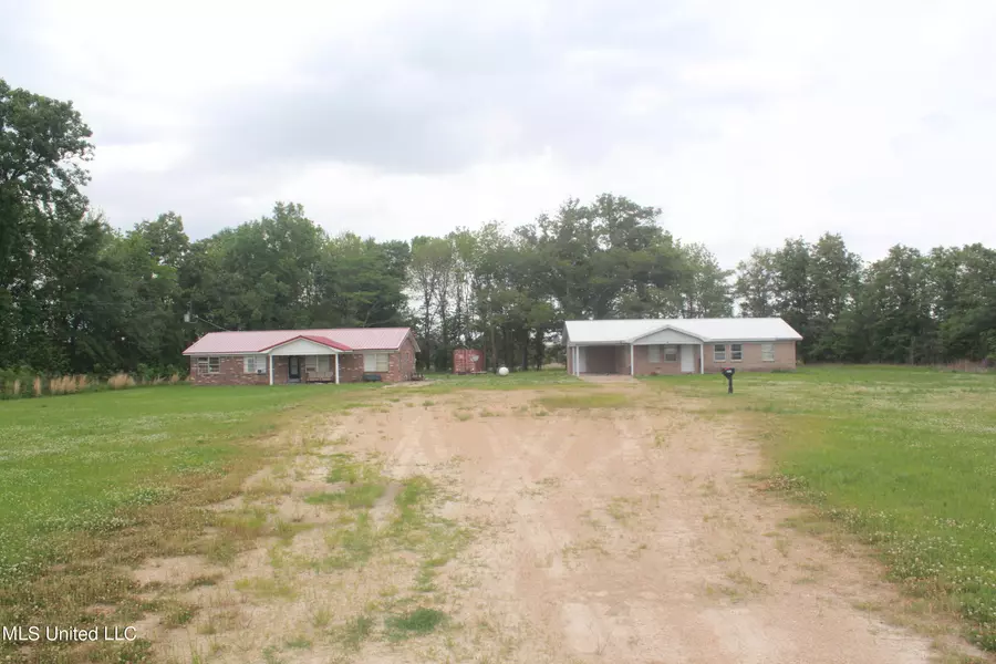 3491 Highway 32, Charleston, MS 38921