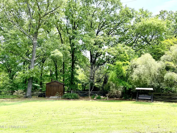 Hernando, MS 38632,1610 Mount Pleasant Road