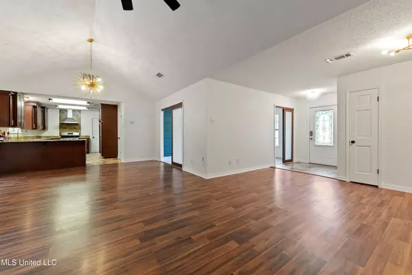 Ocean Springs, MS 39564,219 Halstead Road