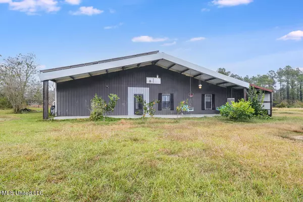 11330 Hazel Bounds Road, Vancleave, MS 39565