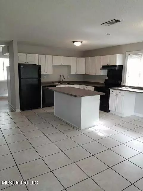 Biloxi, MS 39532,15705 Big Ridge Road