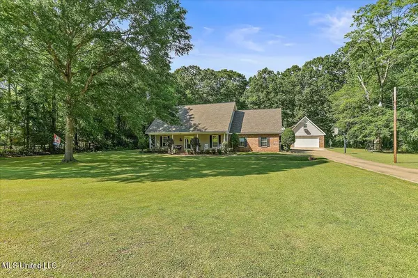 Terry, MS 39170,4507 Pine Lake Drive