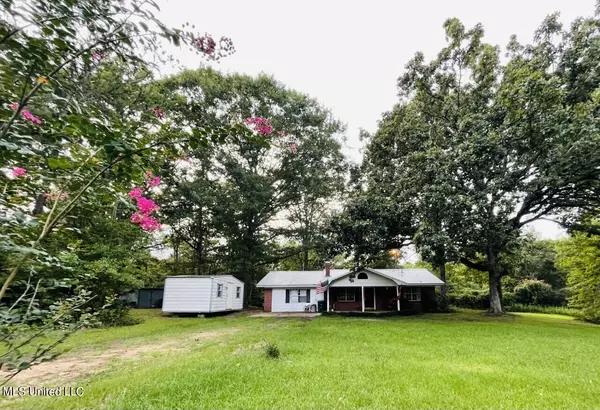 11769 Highway 488, Walnut Grove, MS 39189