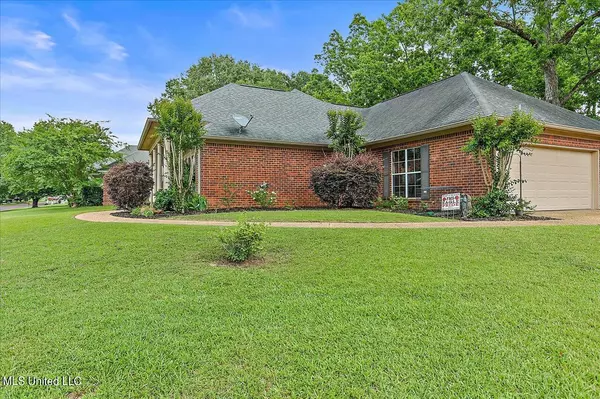 Florence, MS 39073,664 Southern Oaks Dr