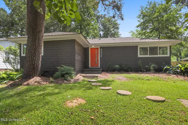 4534 Meadowridge Drive, Jackson, MS 39206