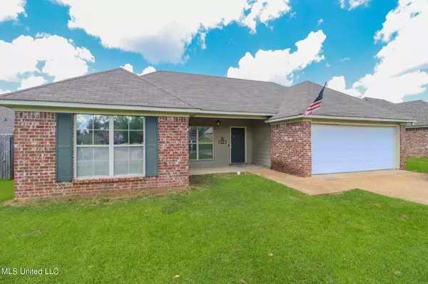 122 Cherry Laurel Circle, Pearl, MS 39208