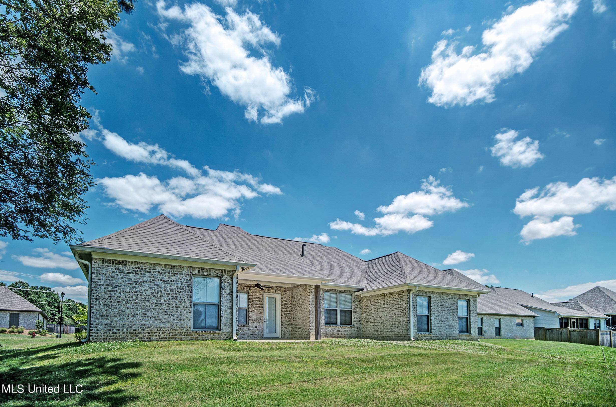 Madison, MS 39110,109 Cornerstone Drive