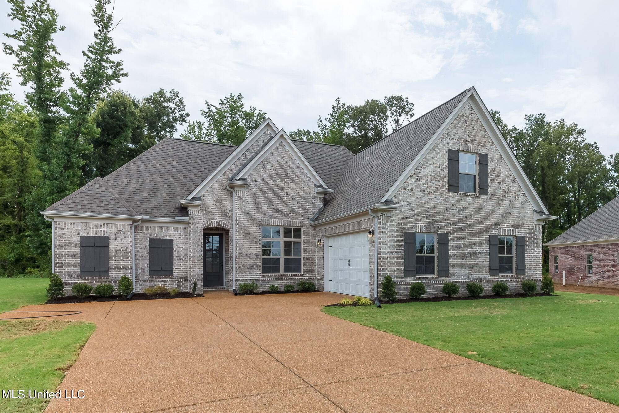 2678 Ross Meadows Lane, Olive Branch, MS 38654