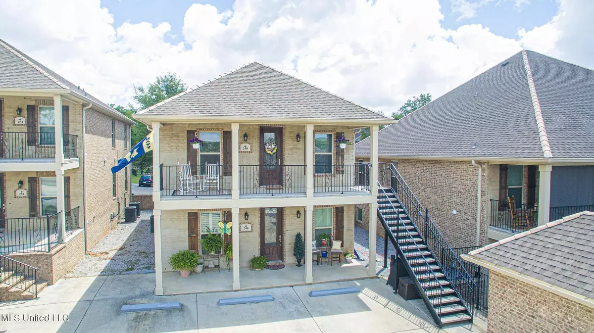 Diamondhead, MS 39525,250 Fairway Villas Circle