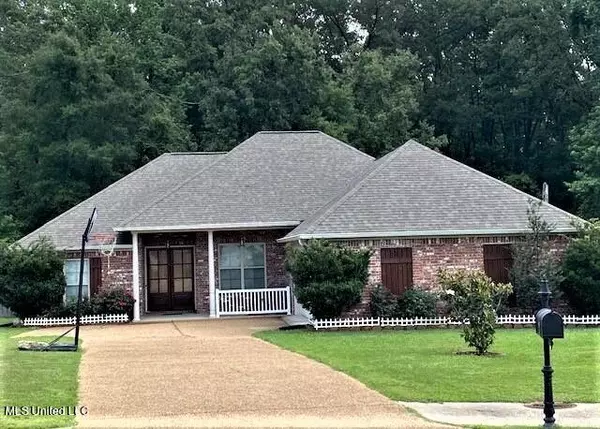 123 Oak Meadow Drive, Clinton, MS 39056